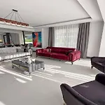De Oezel Muestakil Havuzlu, Plaja Yakin Luex Villa Fethiye